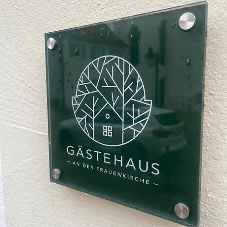Gaestehaus An Der Frauenkirche Zentral Mit Parkplatz Günzburg